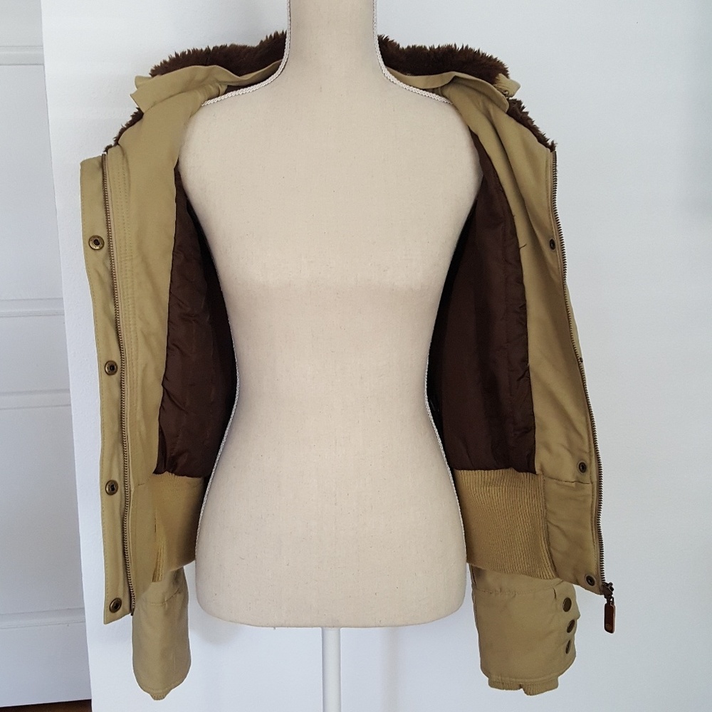Circa Jacket - Picture 5 of 8